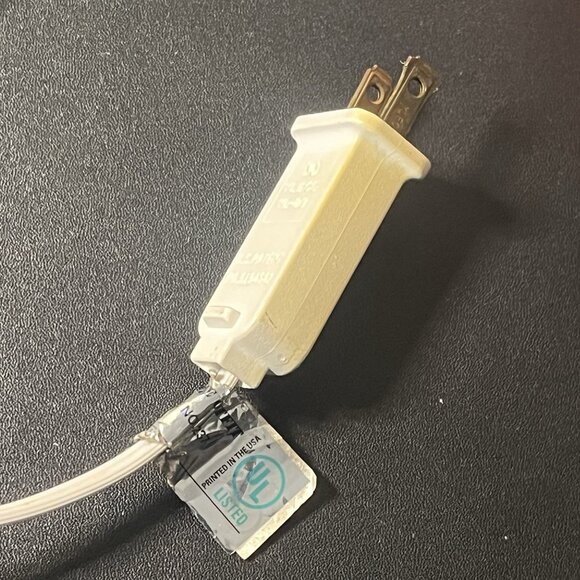 Dickens Towne Series SWEET SHOPPE 1997 Christmas Village Vintage Hand Painted - Picture 14 of 16